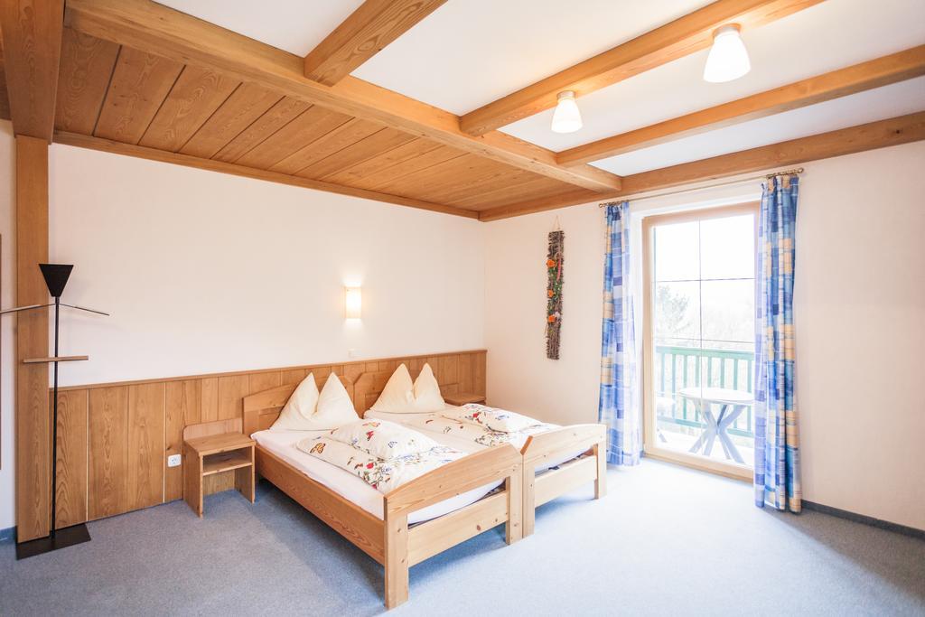 Landgasthof Sepplwirt Kindberg Room photo
